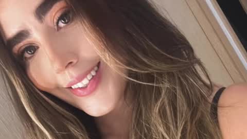 emi_royse online show from March 1, 5:38 pm