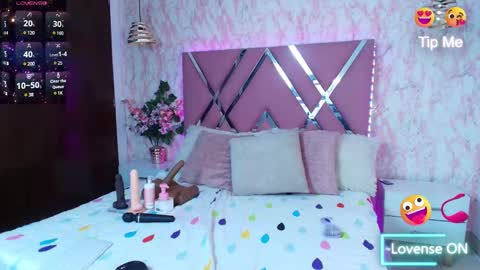 Emily online show from March 8, 7:18 pm