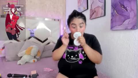 Emily online show from November 22, 7:27 pm