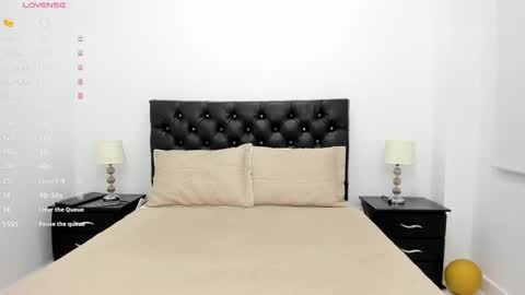 Emili Lenus online show from February 12, 11:29 am