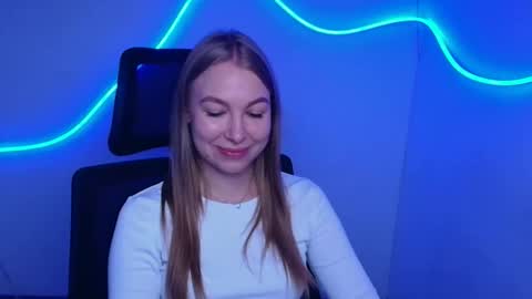 Emilia online show from September 13, 5:26 am