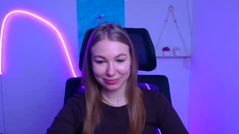 Emilia online show from December 20, 7:23 am