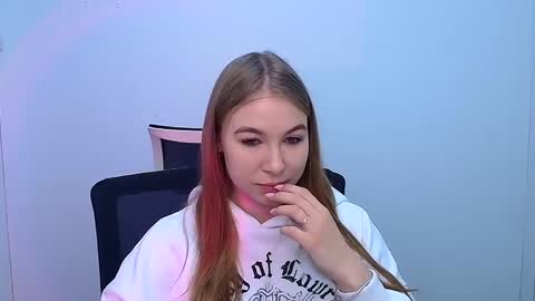 Emilia online show from January 31, 6:13 am