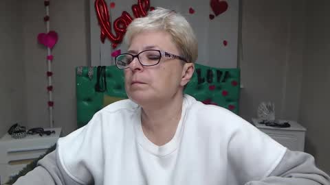 EmiliaGree online show from October 3, 5:51 pm