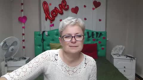 EmiliaGree online show from September 20, 5:33 pm