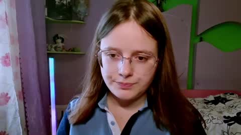 Kira online show from July 25, 12:23 pm