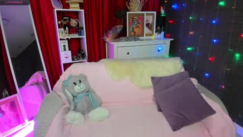 Emiliya online show from January 14, 1:15 am