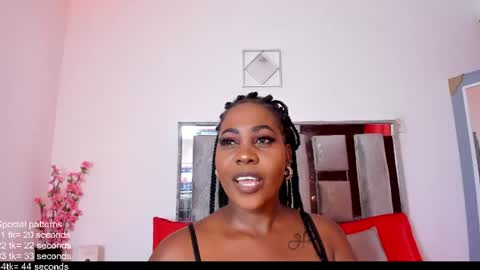 Emilly Roa online show from June 15, 8:42 pm
