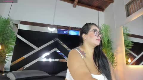 Emily  online show from March 8, 11:03 am