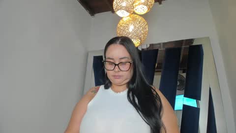 Emily  online show from February 3, 6:17 pm