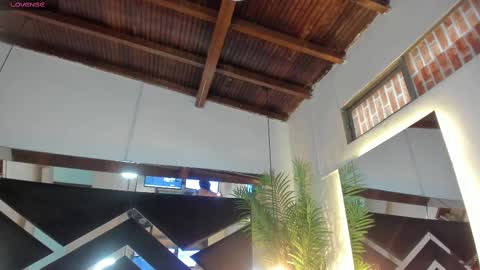 Emily  online show from February 20, 11:53 am