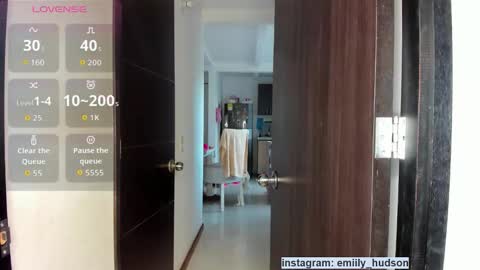 independet model online show from October 4, 8:02 pm