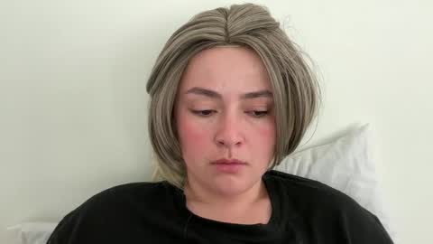 emily_morning_dew online show from April 27, 4:20 am