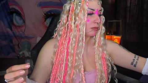 emily_salvatore online show from September 25, 5:33 pm