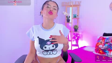 Emily online show from February 9, 2:07 pm