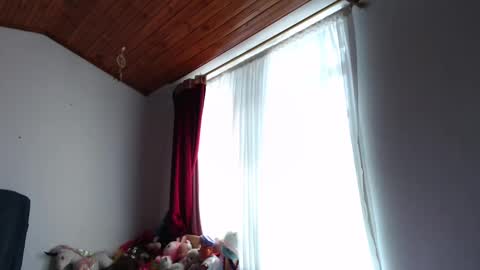 Emily online show from September 16, 2:14 pm