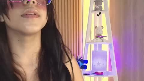 Emily online show from February 24, 12:48 pm