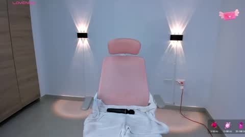 Emi online show from March 1, 9:37 pm