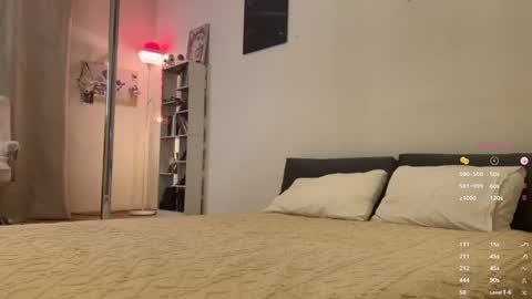 Lia online show from April 16, 8:19 pm