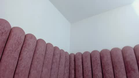 Emilyyy online show from April 16, 8:08 pm