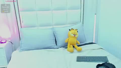  EMILY  online show from November 3, 7:51 pm