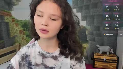 Emilyhaves online show from October 15, 6:54 pm