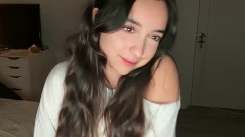 emilyfawn online show from November 11, 4:19 am