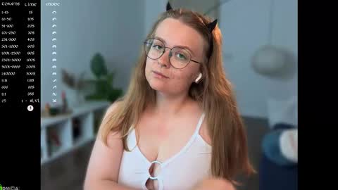 Emily  online show from September 11, 12:05 pm