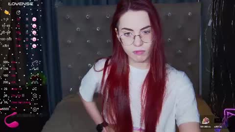 EmilyKents online show from February 24, 1:33 am