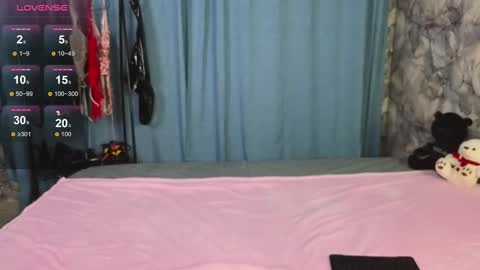 Emily Robbie online show from January 21, 6:02 pm