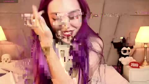 emily online show from May 6, 4:27 am