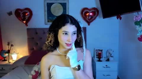 Emily Santana online show from February 4, 12:24 am