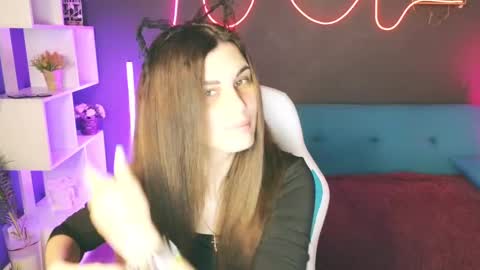 Emily online show from March 1, 2:04 am