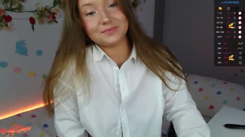 Emily online show from April 1, 11:02 pm