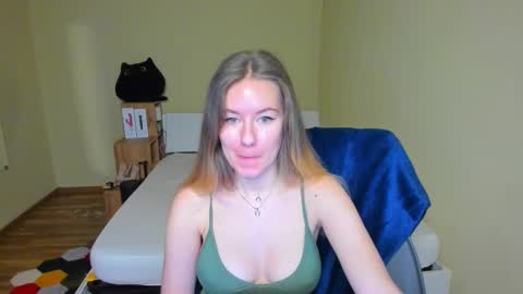 Emily online show from February 14, 8:52 am