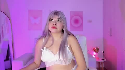 Emily  online show from March 21, 8:19 am