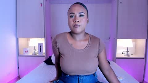 Emily online show from February 2, 3:32 am