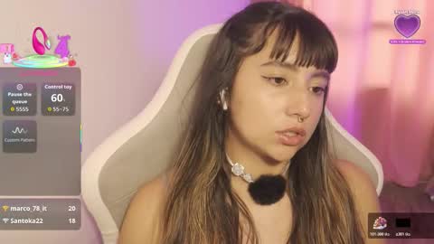 emma online show from December 3, 9:06 pm