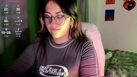 Emma Is here online show from September 8, 11:26 pm