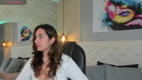 Emma online show from March 2, 1:20 pm