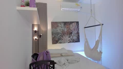 Alice online show from February 2, 11:42 am