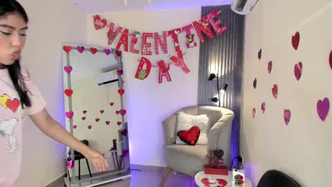 Alice online show from February 17, 12:38 pm