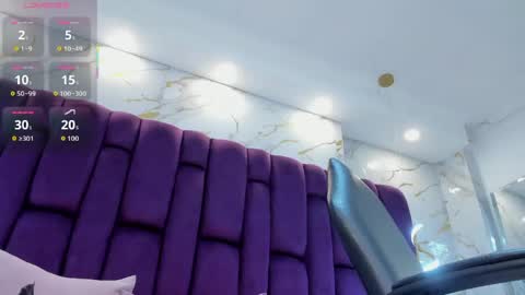 pau online show from April 15, 7:58 pm