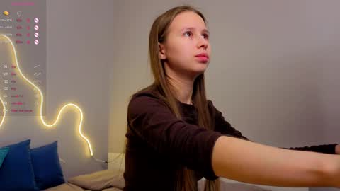 Emma online show from May 30, 1:36 am