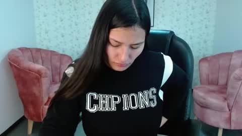 emma online show from March 12, 8:09 pm