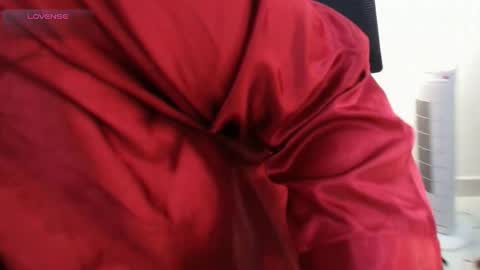 Emma 3 online show from April 10, 1:06 pm