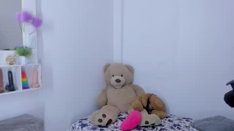 whises lits        online show from October 10, 12:10 pm