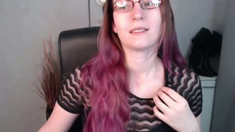 emma online show from February 13, 7:03 am