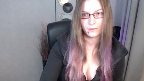 emma online show from October 2, 6:07 am