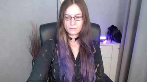 emma online show from October 7, 6:51 am